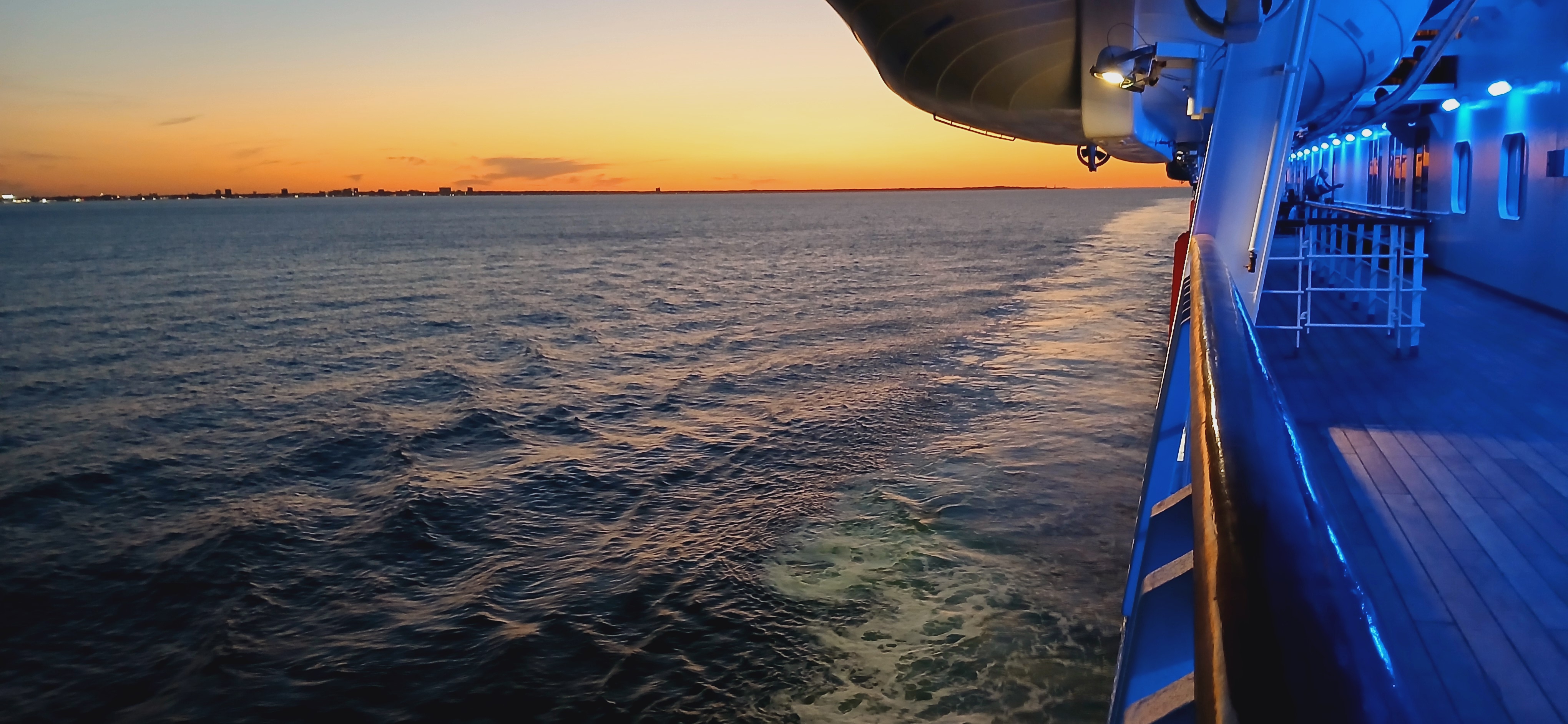 BEST TIMES TRAVEL AGENCY logo